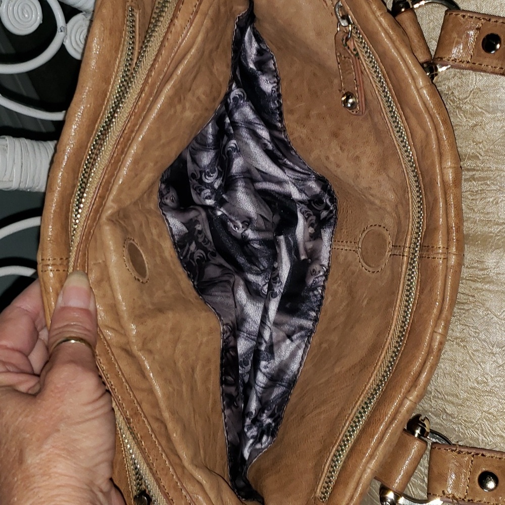 ๐ JUNIOR DRAKE TAN LEATHER PURSE - Picture 11 of 13